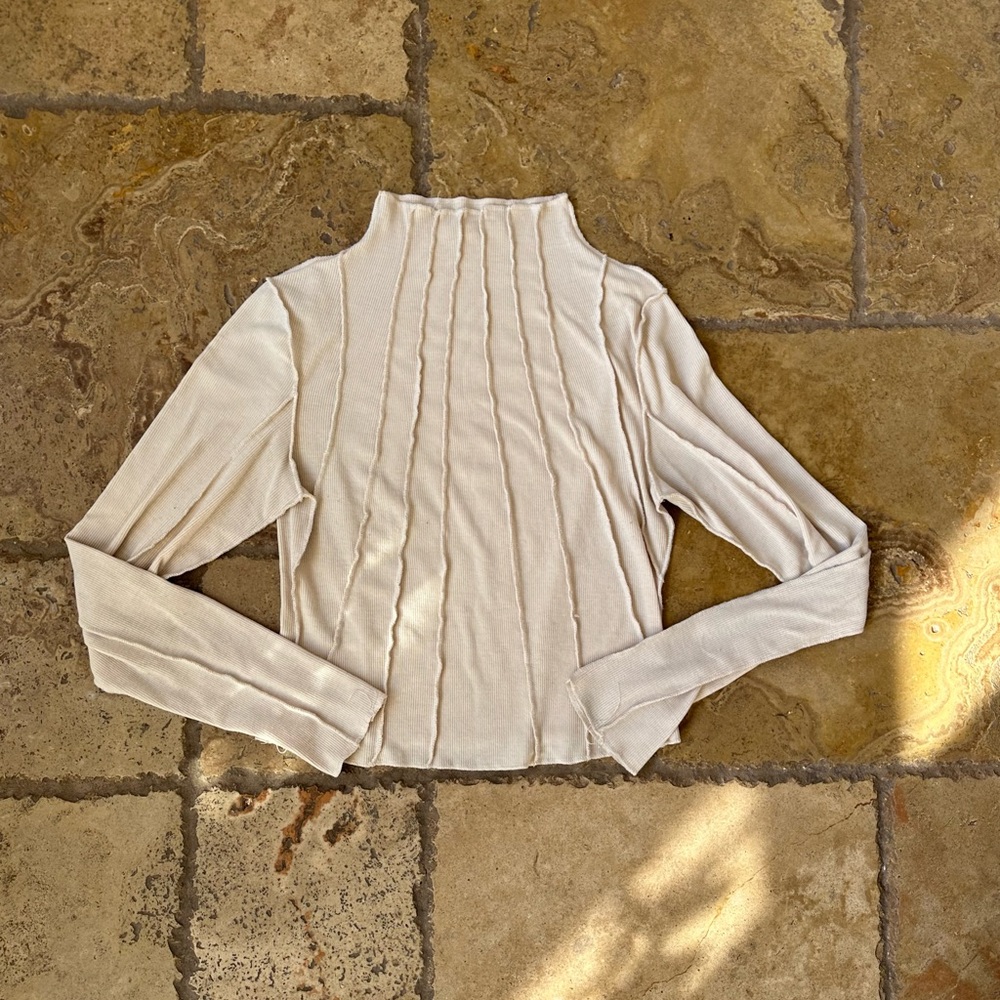 Et Clet Tan Long Sleeve Mockneck Top M